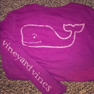 Vineyard vines long tshirt